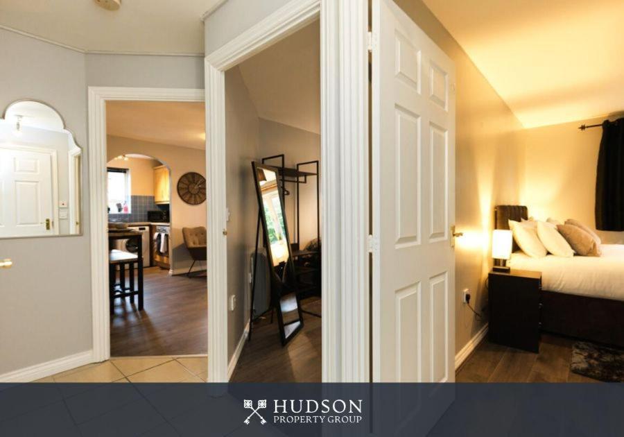 Telford 2-Bedroom Apartment Exterior photo